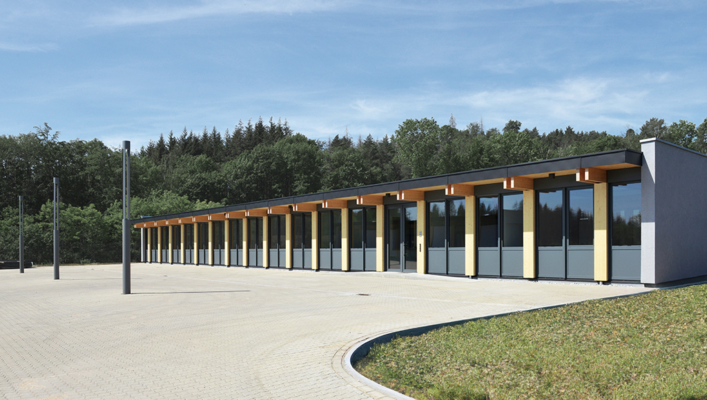 HF11: Außenansicht Holzbau